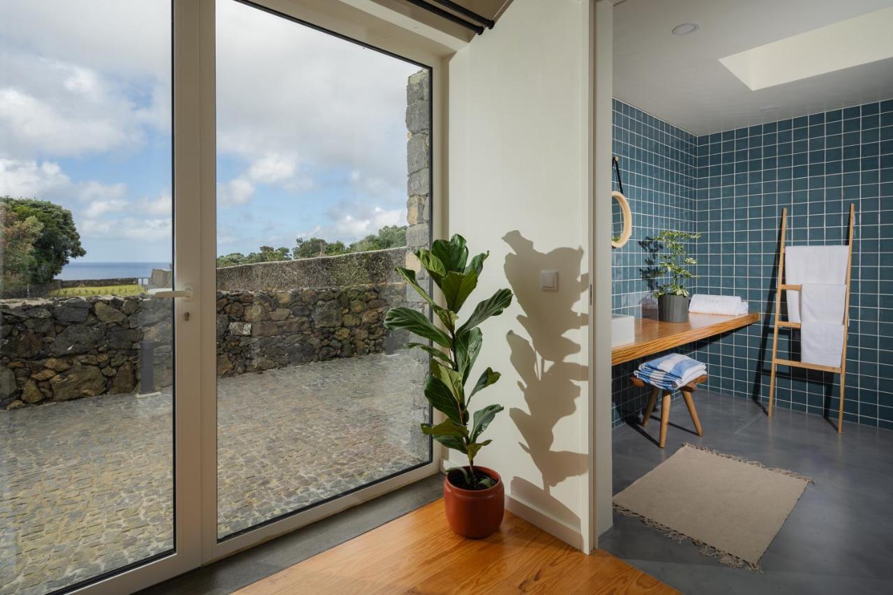 Entre Muros - - Casa Com Jardim E Acesso Direto Ao Mar Vakantieboerderij Ribeira Grande