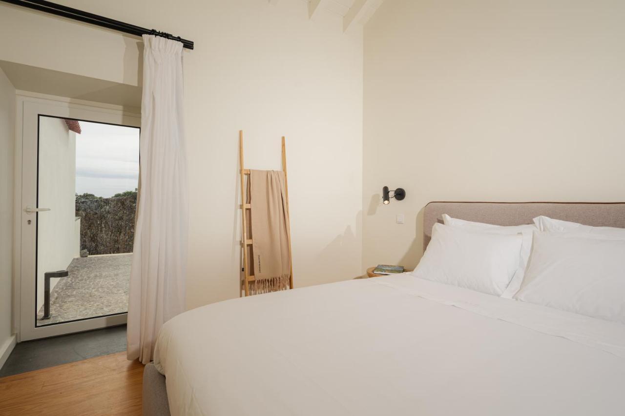 Entre Muros - - Casa Com Jardim E Acesso Direto Ao Mar Vakantieboerderij Ribeira Grande