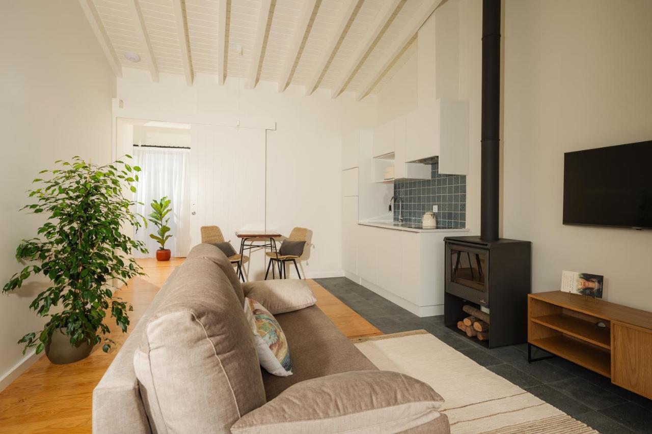 Entre Muros - - Casa Com Jardim E Acesso Direto Ao Mar Vakantieboerderij